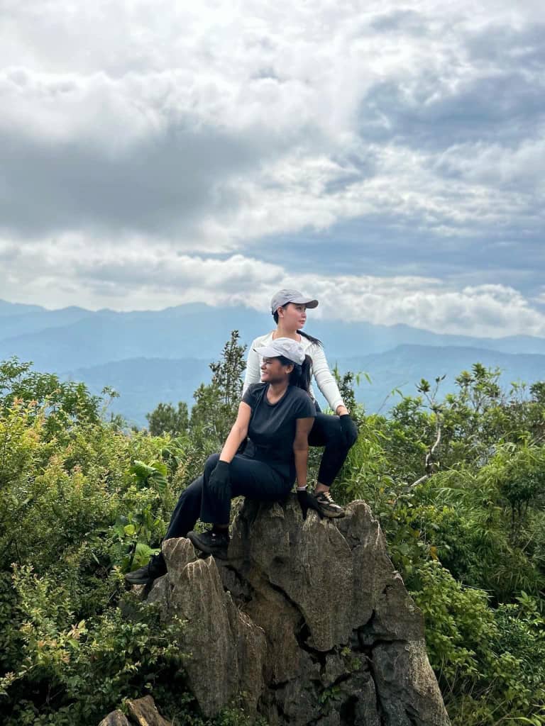 Moseville Expeditions guests in the field