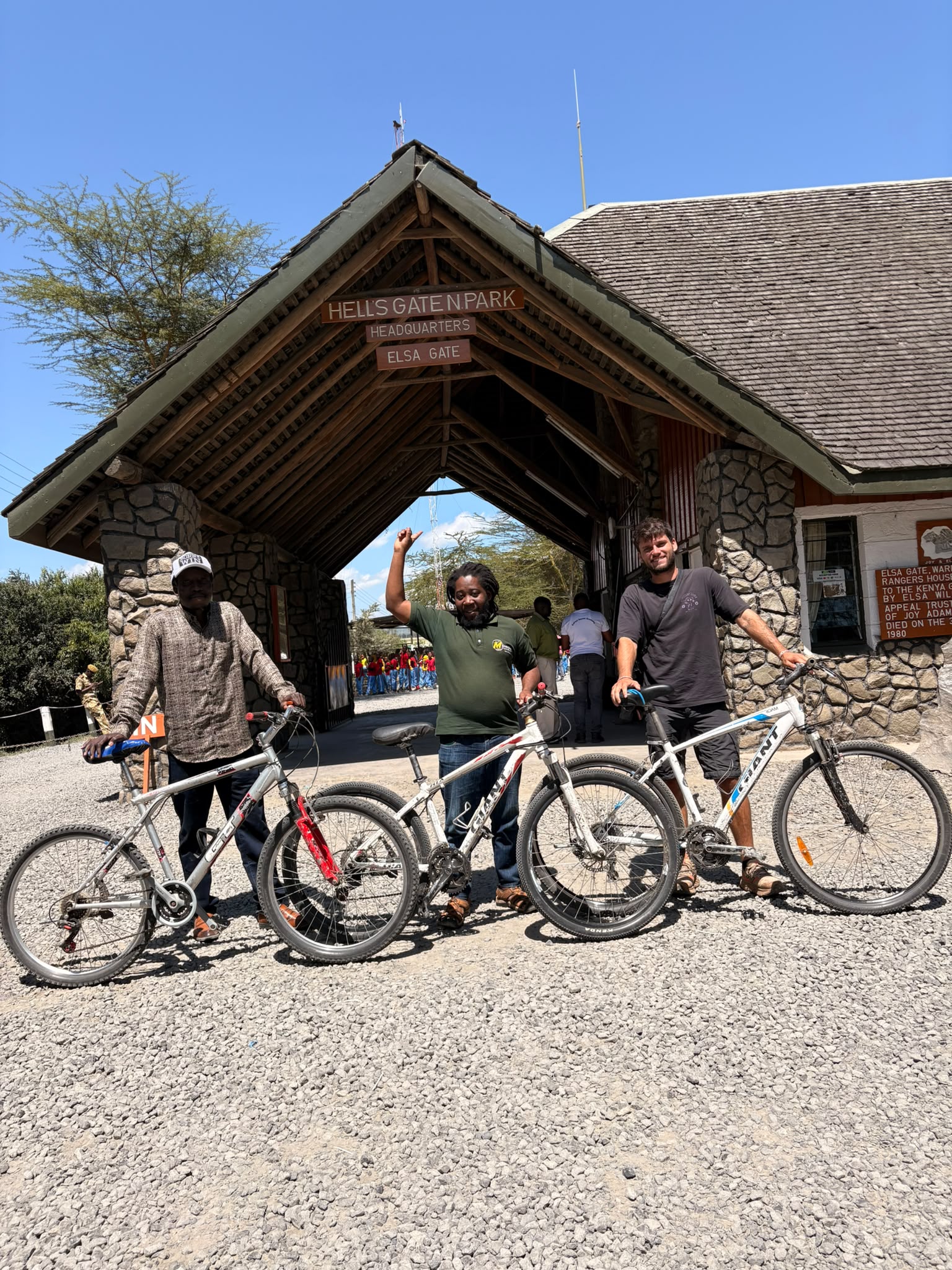 Moseville Expeditions guests in the field